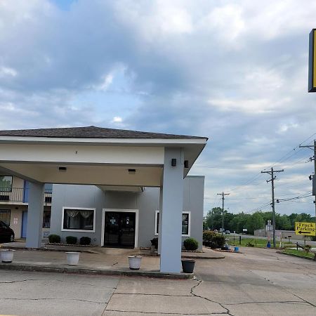 Super 8 By Wyndham Arkadelphia Caddo Valley Area Exteriör bild