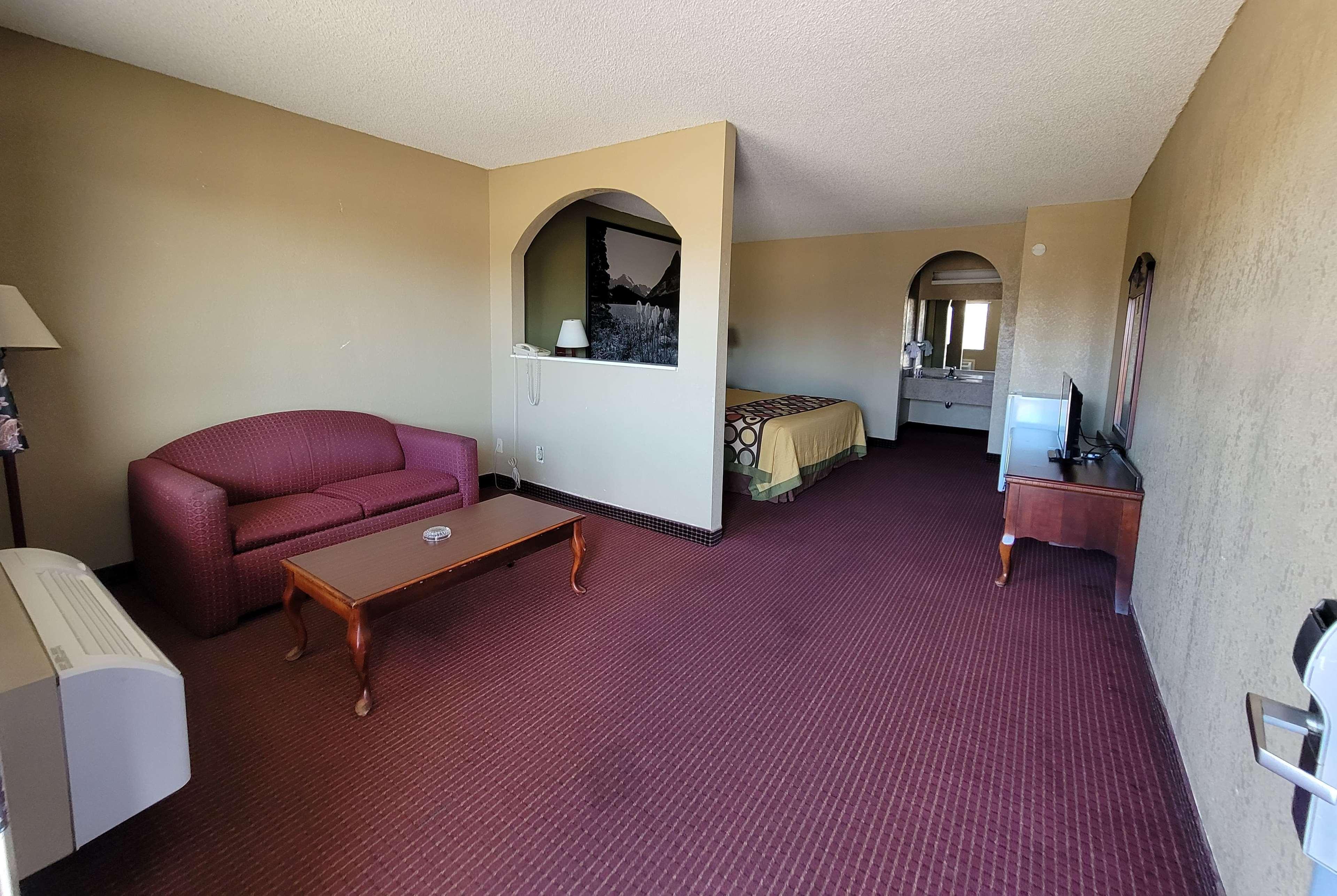 Super 8 By Wyndham Arkadelphia Caddo Valley Area Exteriör bild