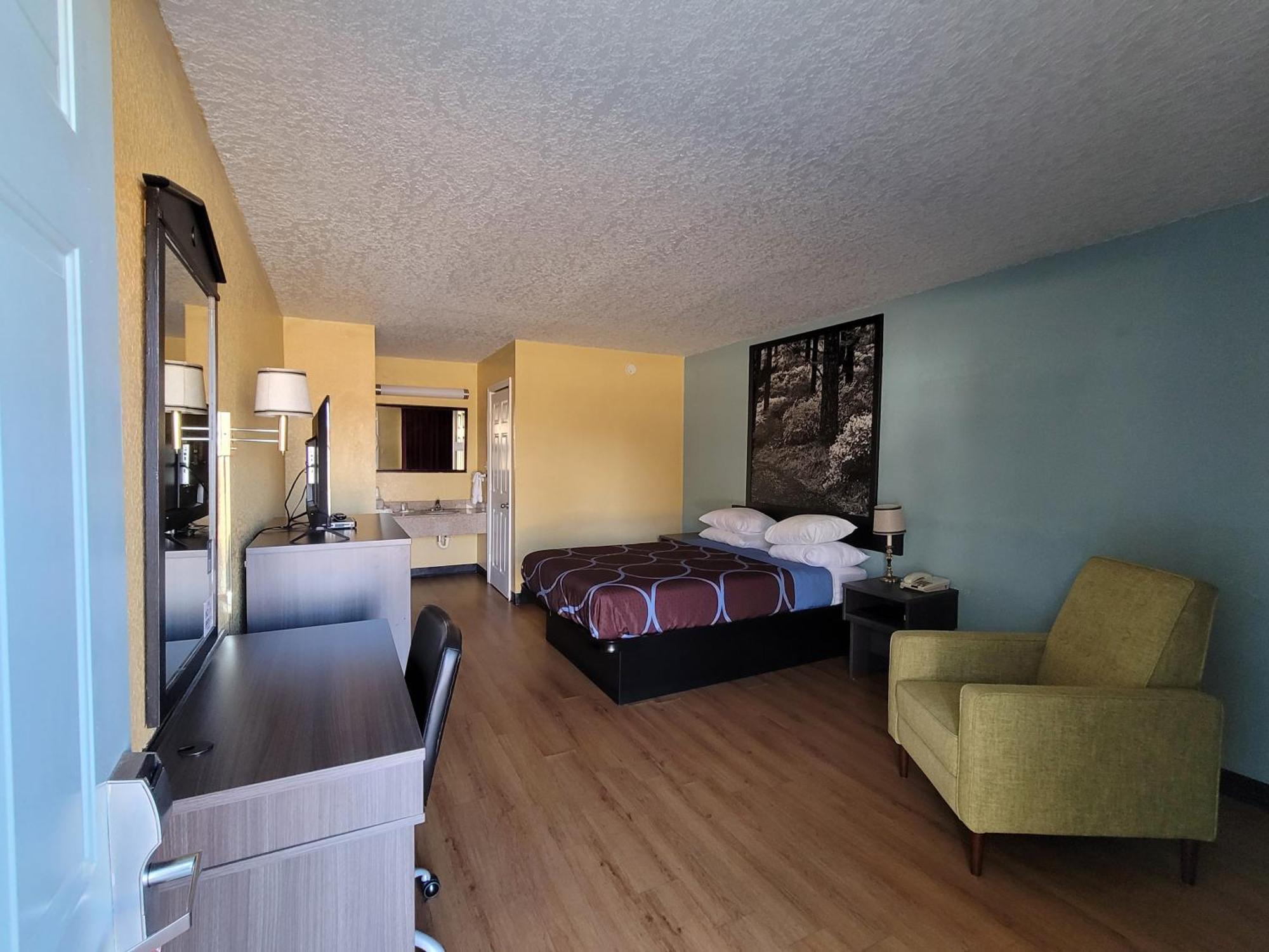 Super 8 By Wyndham Arkadelphia Caddo Valley Area Exteriör bild