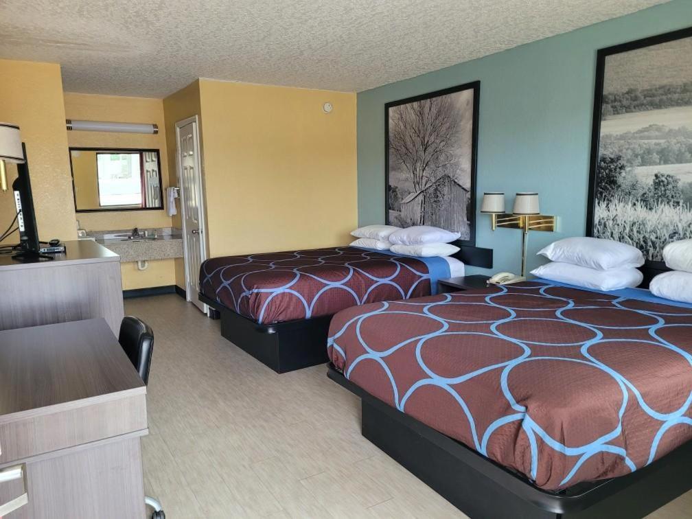 Super 8 By Wyndham Arkadelphia Caddo Valley Area Exteriör bild
